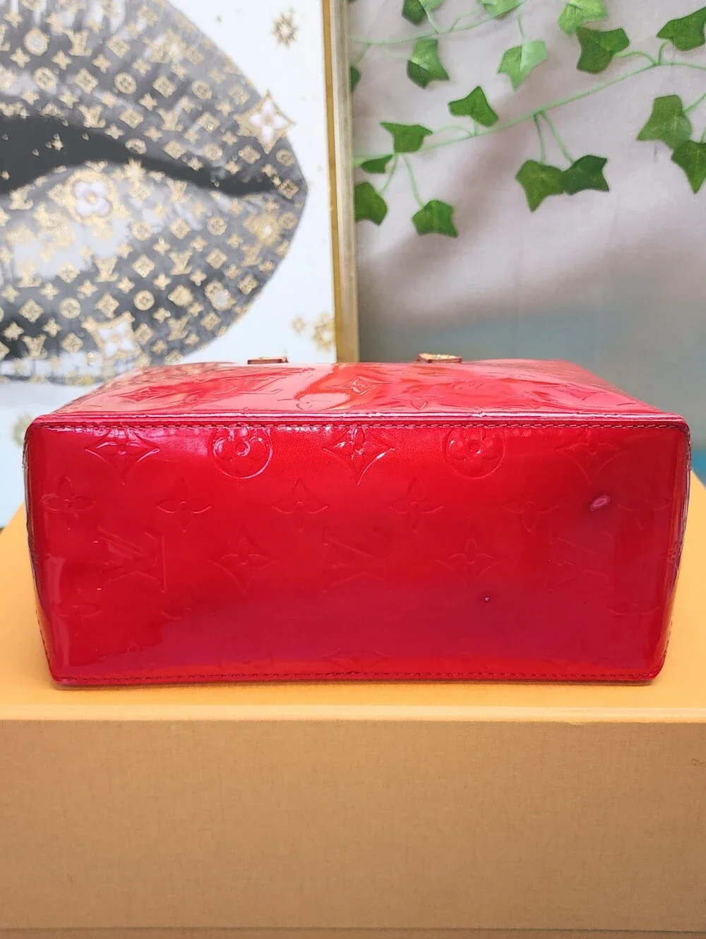 Authentic Louis Vuitton Vernis Reade PM Rouge W/ Box, Dust Bag & LV P.O.P
